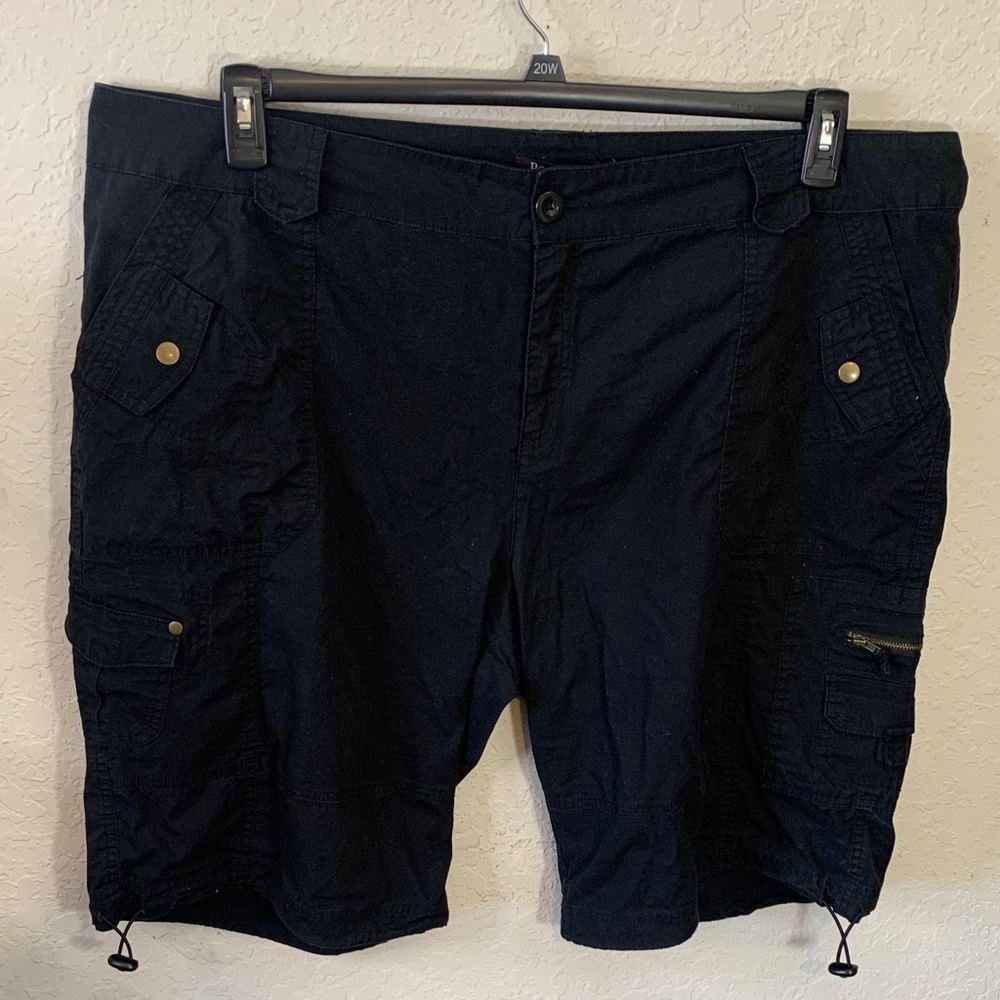 Roaman's Women's Black Cargo Shorts